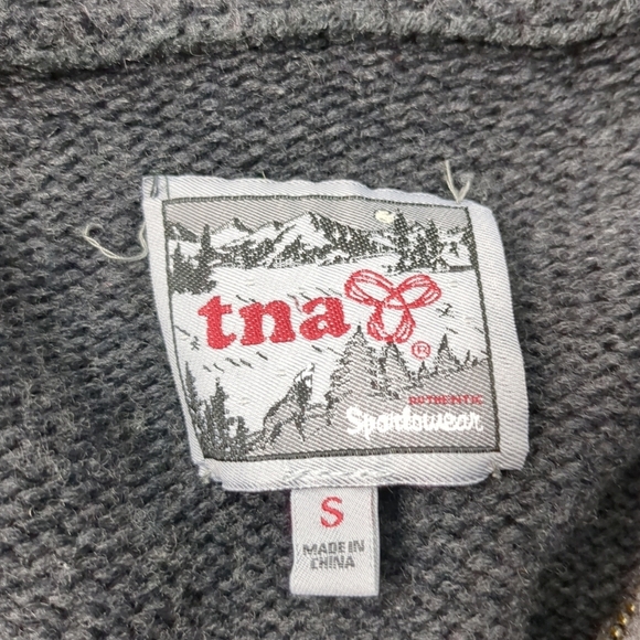 TNA Cowichan Lambswool Sweater Cardigan S - Picture 3 of 4